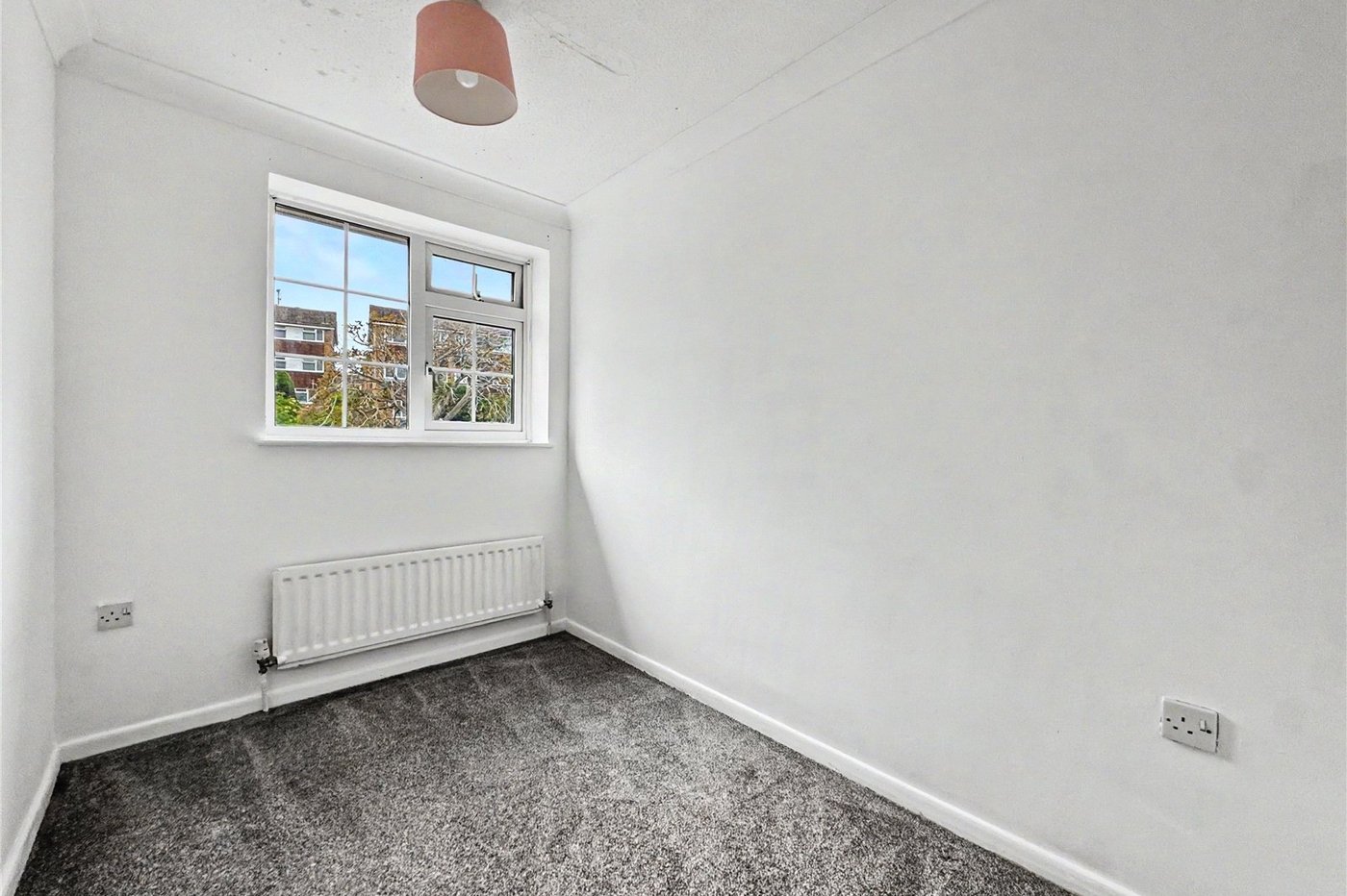 4 bedroom property for sale in Rainham | Robinson Michael & Jackson