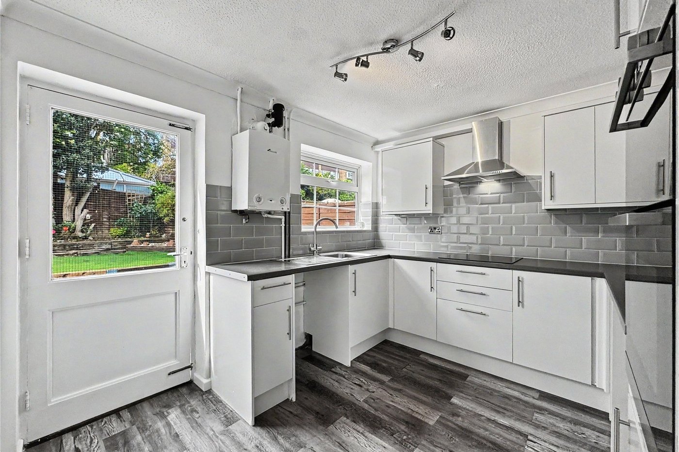 4 bedroom property for sale in Rainham | Robinson Michael & Jackson