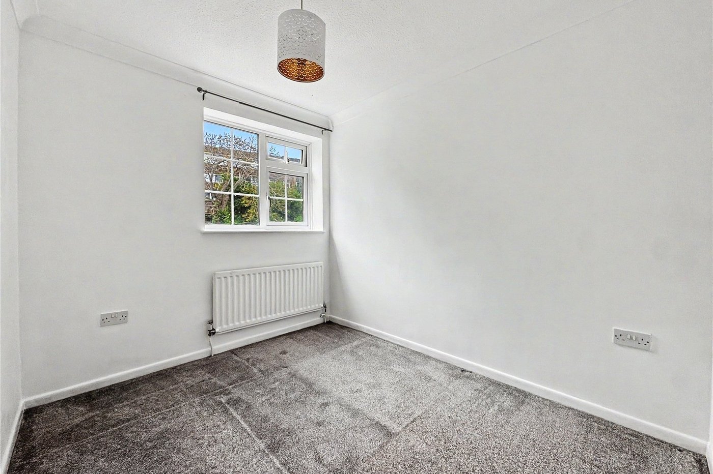4 bedroom property for sale in Rainham | Robinson Michael & Jackson