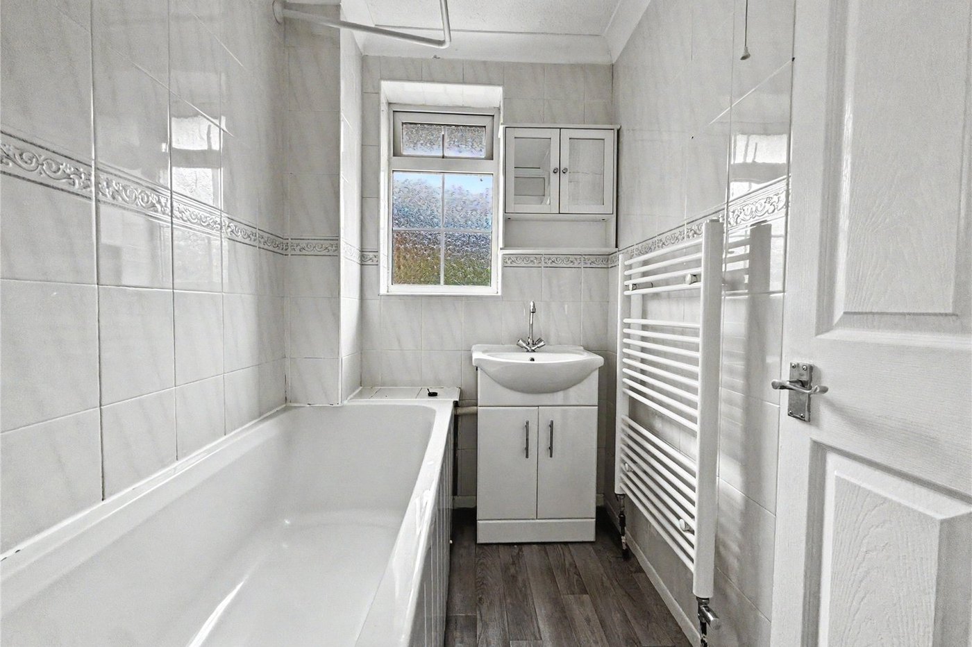 4 bedroom property for sale in Rainham | Robinson Michael & Jackson
