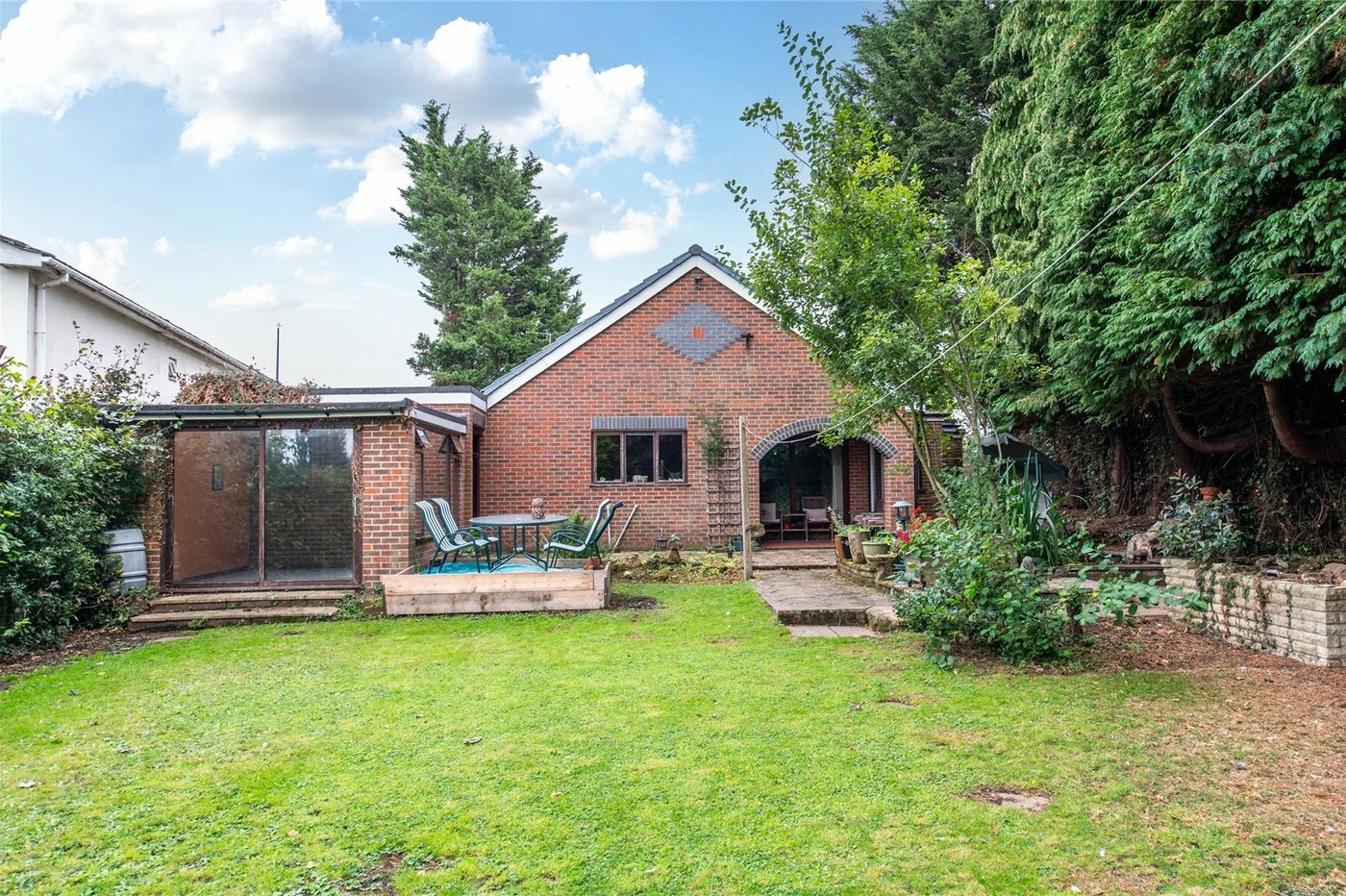 4 bedroom bungalow for sale in Maidstone | Robinson Michael & Jackson