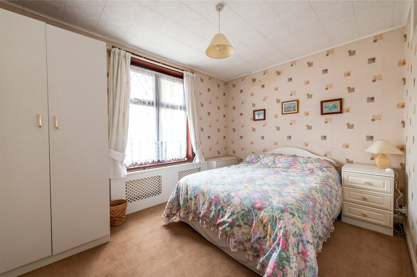 4 bedroom bungalow for sale in Maidstone | Robinson Michael & Jackson