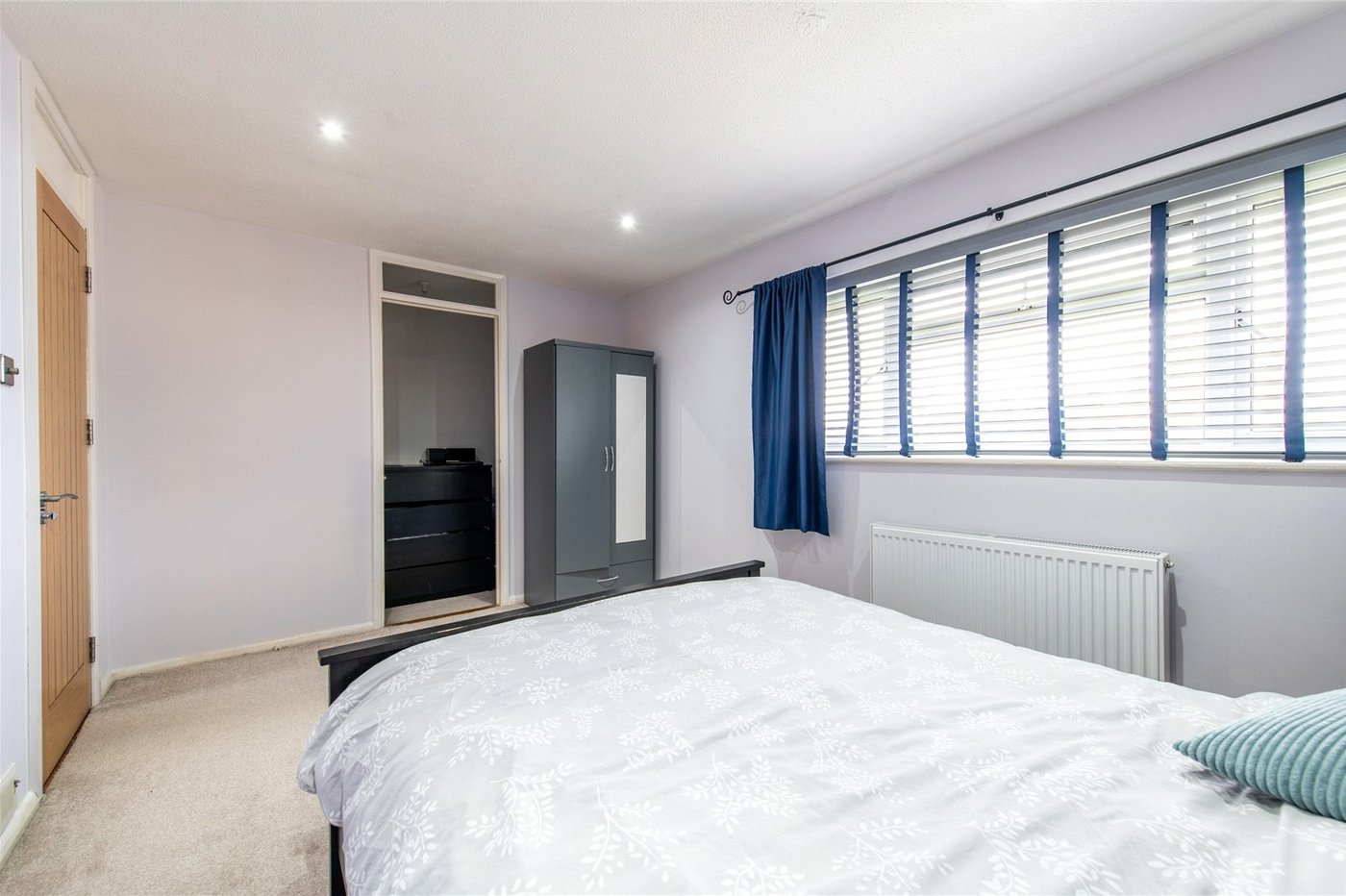 2 bedroom house for sale in Gravesend | Robinson Michael & Jackson