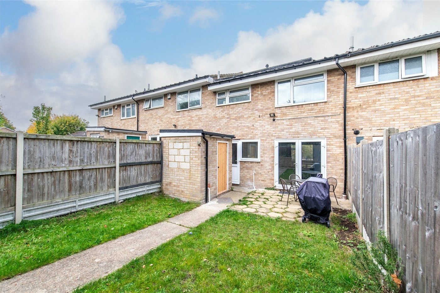 2 bedroom house for sale in Gravesend | Robinson Michael & Jackson