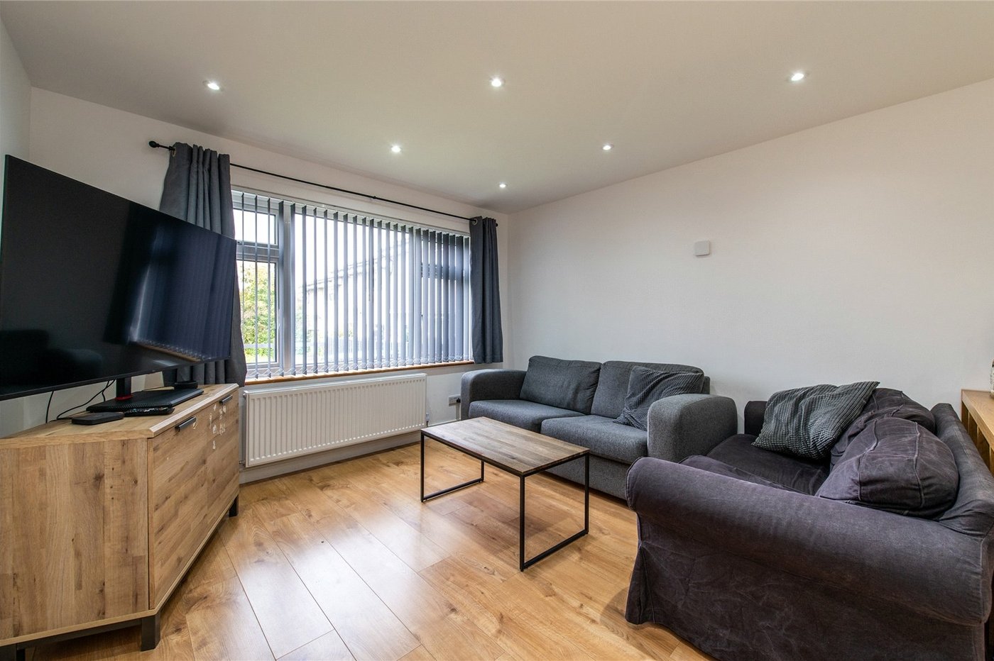 2 bedroom house for sale in Gravesend | Robinson Michael & Jackson