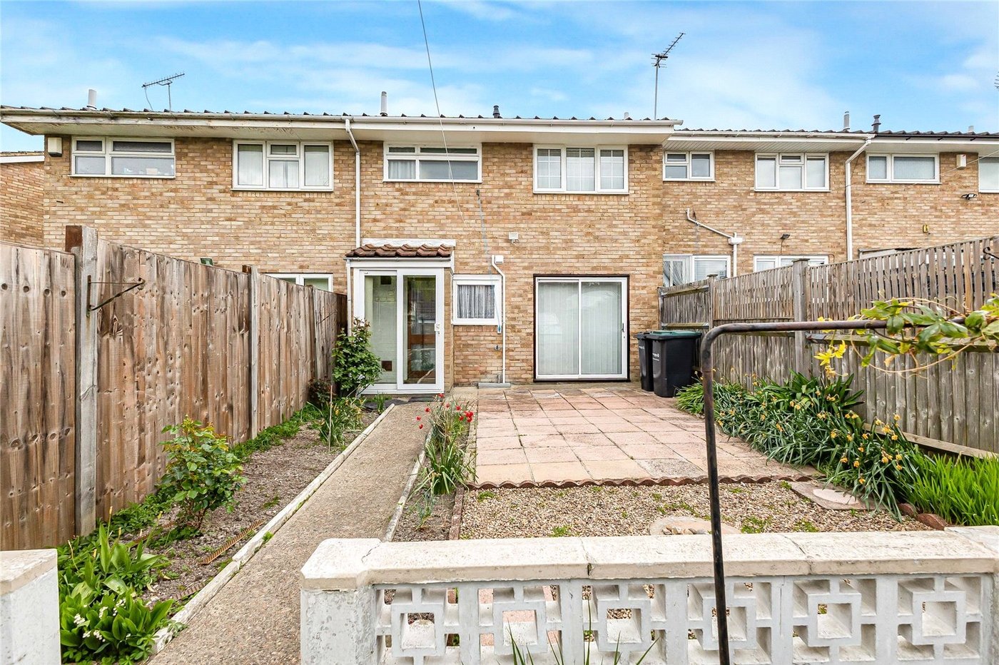 2 bedroom house for sale in Gravesend | Robinson Michael & Jackson