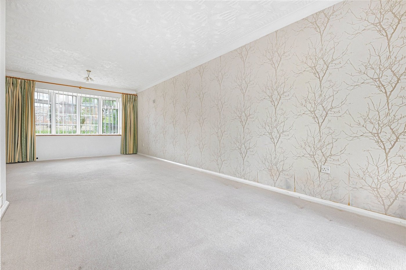 2 bedroom house for sale in Gravesend | Robinson Michael & Jackson