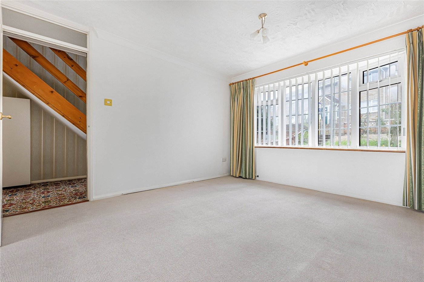 2 bedroom house for sale in Gravesend | Robinson Michael & Jackson