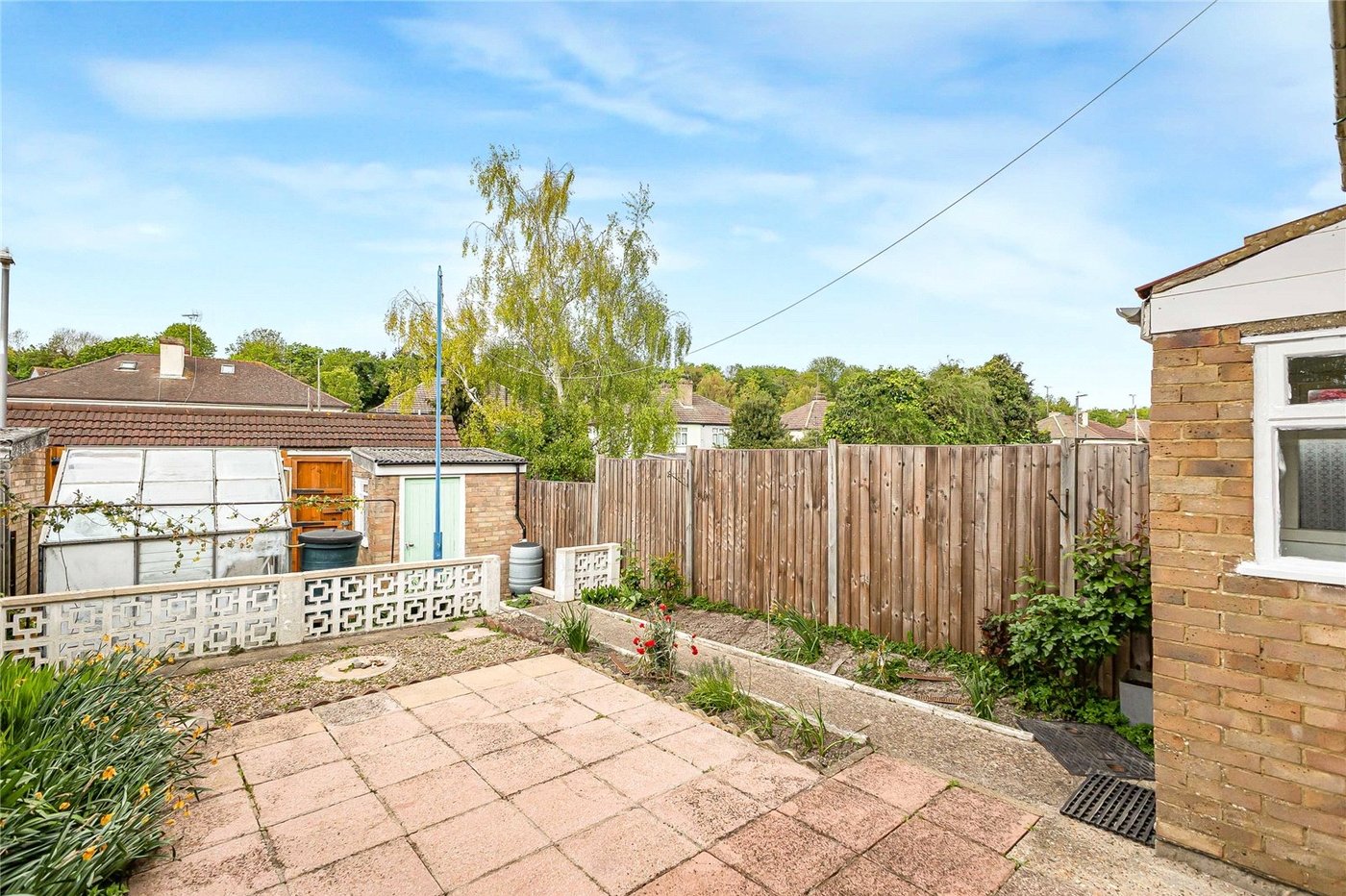 2 bedroom house for sale in Gravesend | Robinson Michael & Jackson