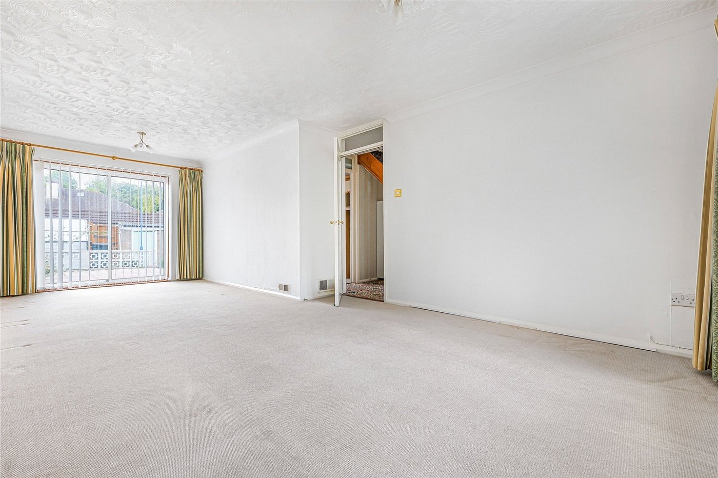 2 bedroom house for sale in Gravesend | Robinson Michael & Jackson