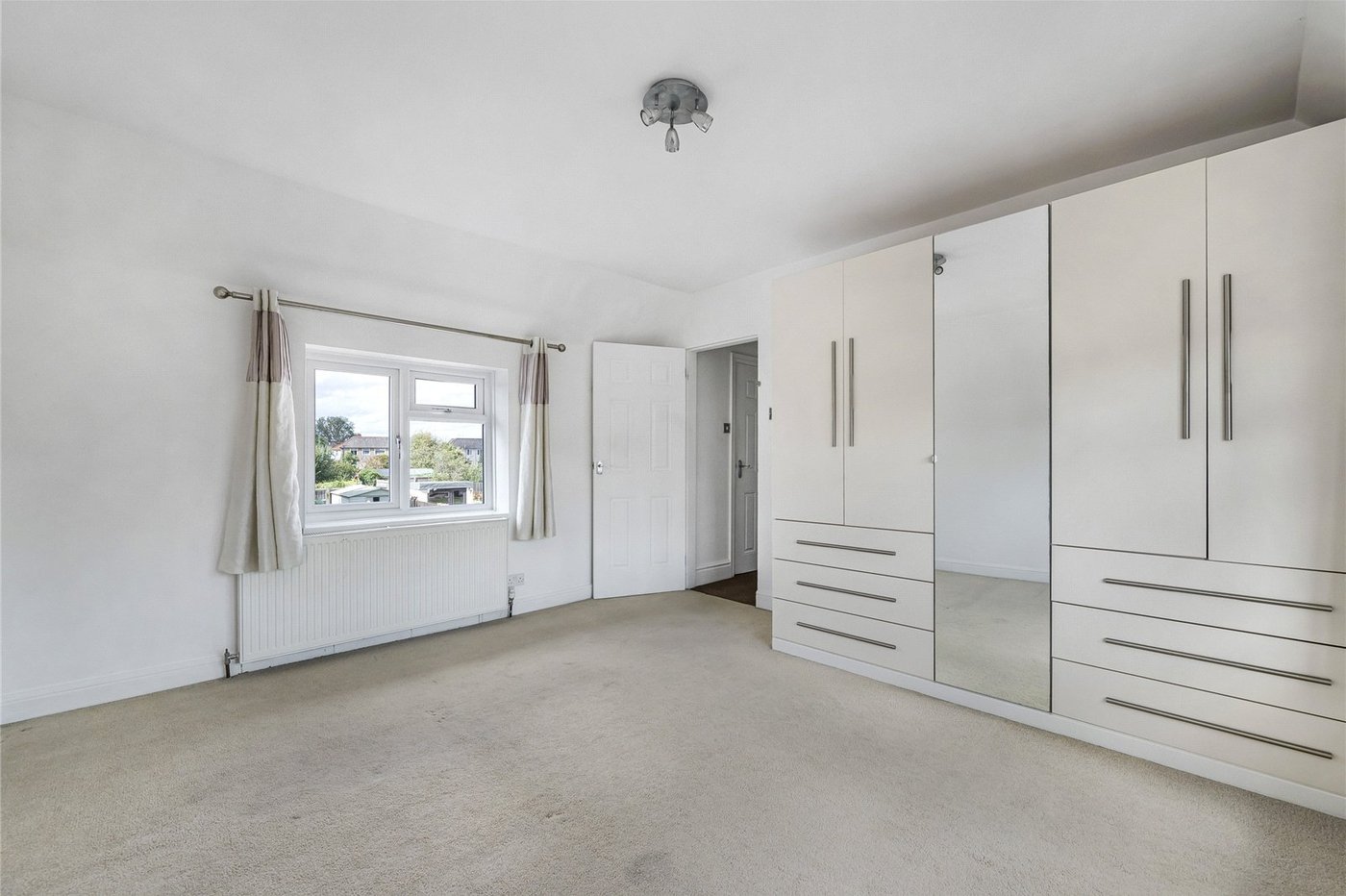3 bedroom house for sale in Welling | Robinson Jackson