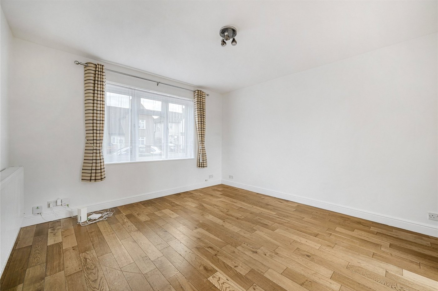 3 bedroom house for sale in Welling | Robinson Jackson