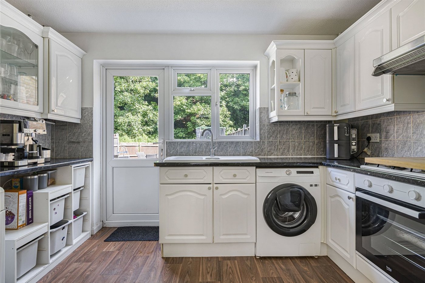 2 bedroom house for sale in Greenhithe | Robinson Jackson