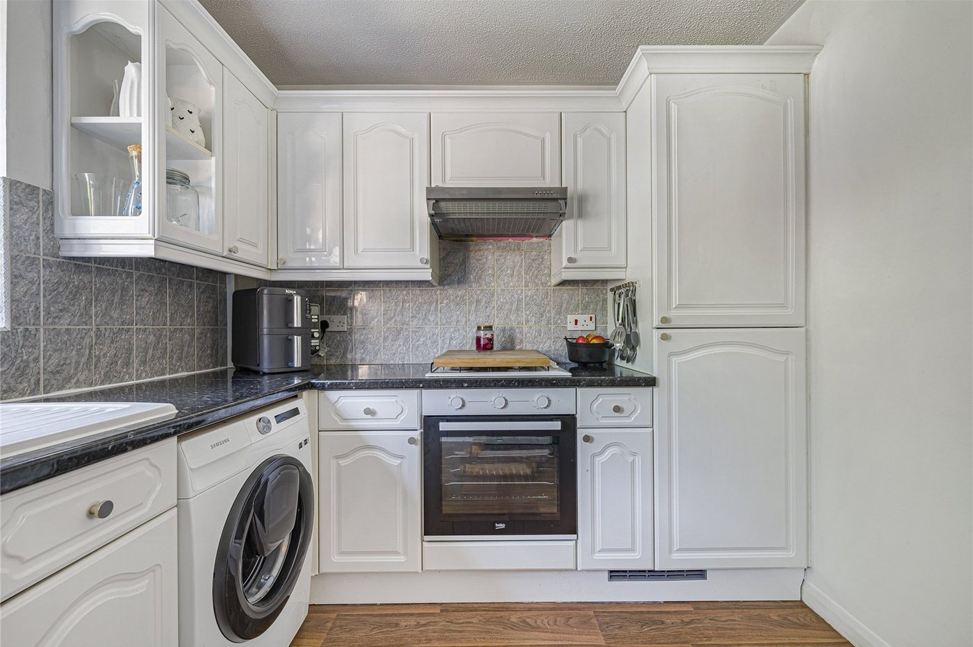 2 bedroom house for sale in Greenhithe | Robinson Jackson