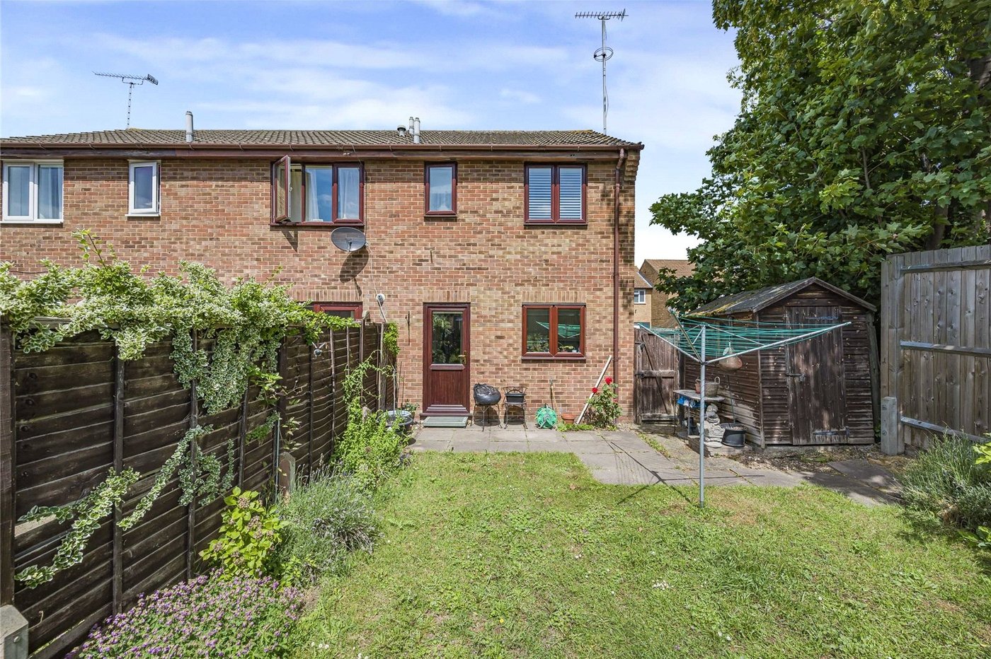 2 bedroom house for sale in Greenhithe | Robinson Jackson