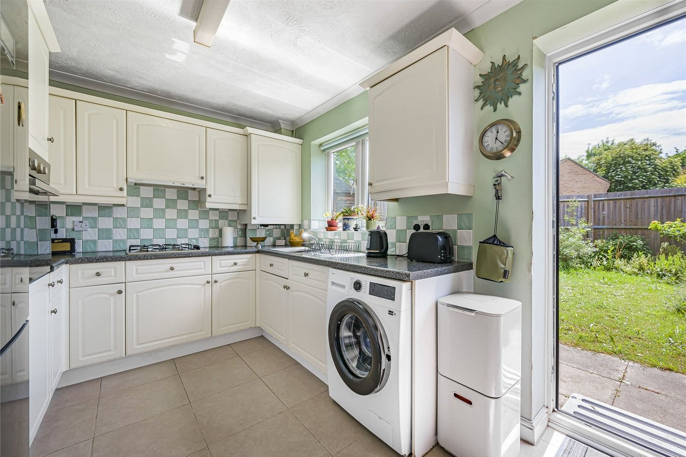 2 bedroom house for sale in Greenhithe | Robinson Jackson