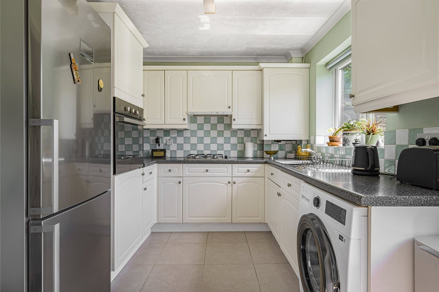 2 bedroom house for sale in Greenhithe | Robinson Jackson