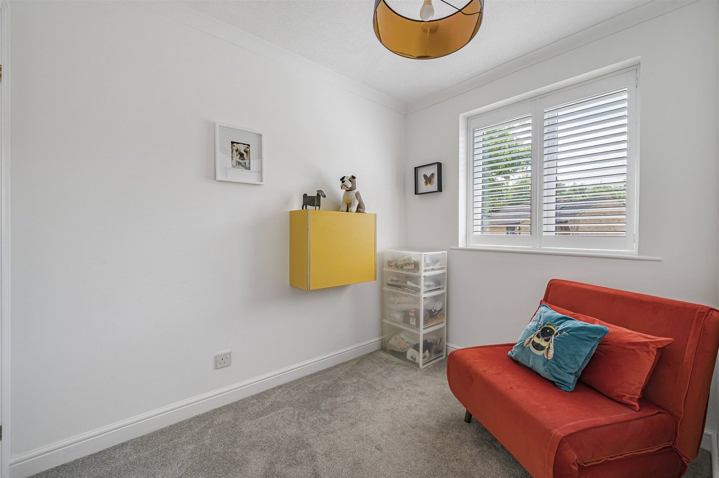 2 bedroom house for sale in Greenhithe | Robinson Jackson