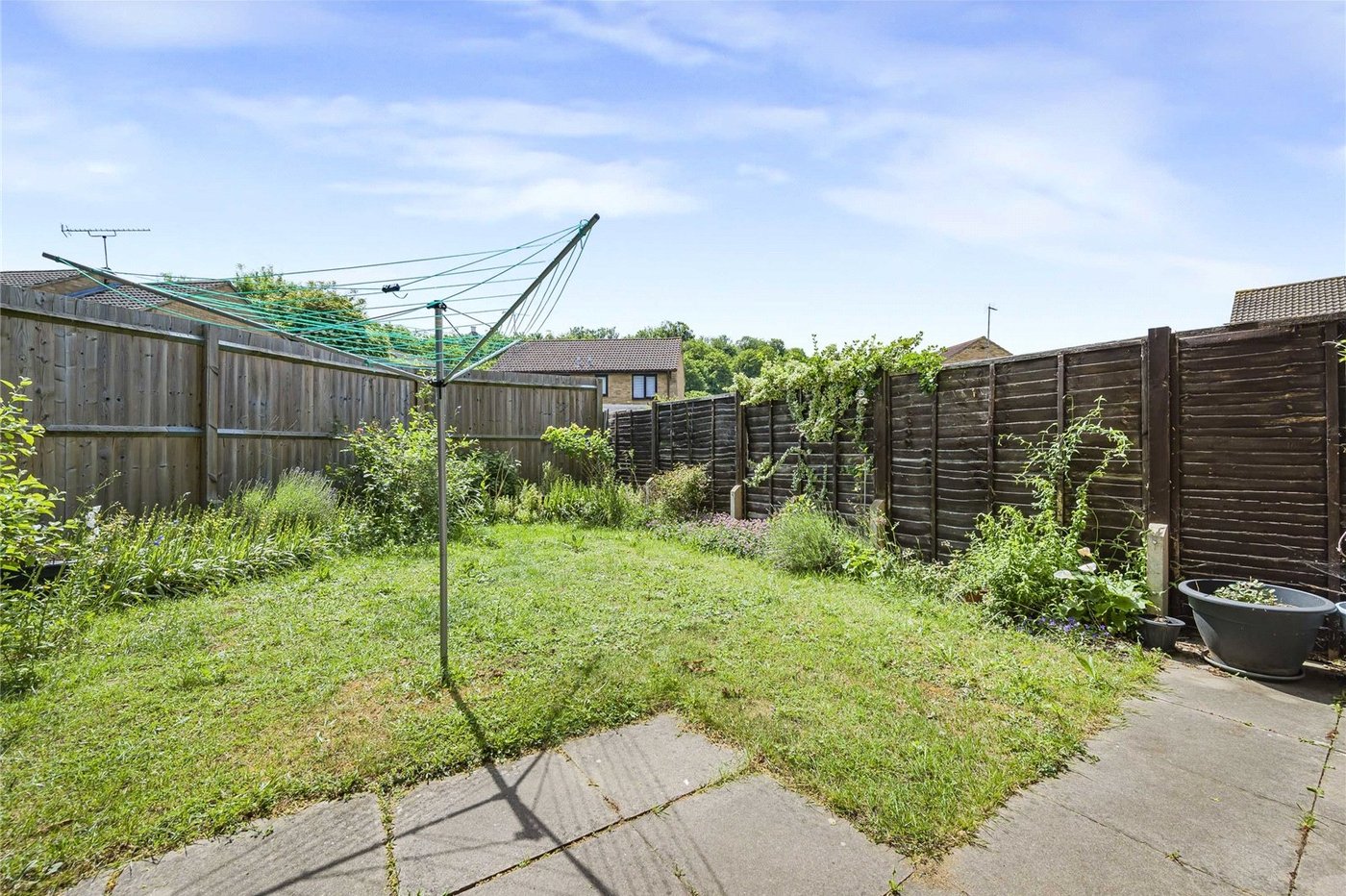 2 bedroom house for sale in Greenhithe | Robinson Jackson
