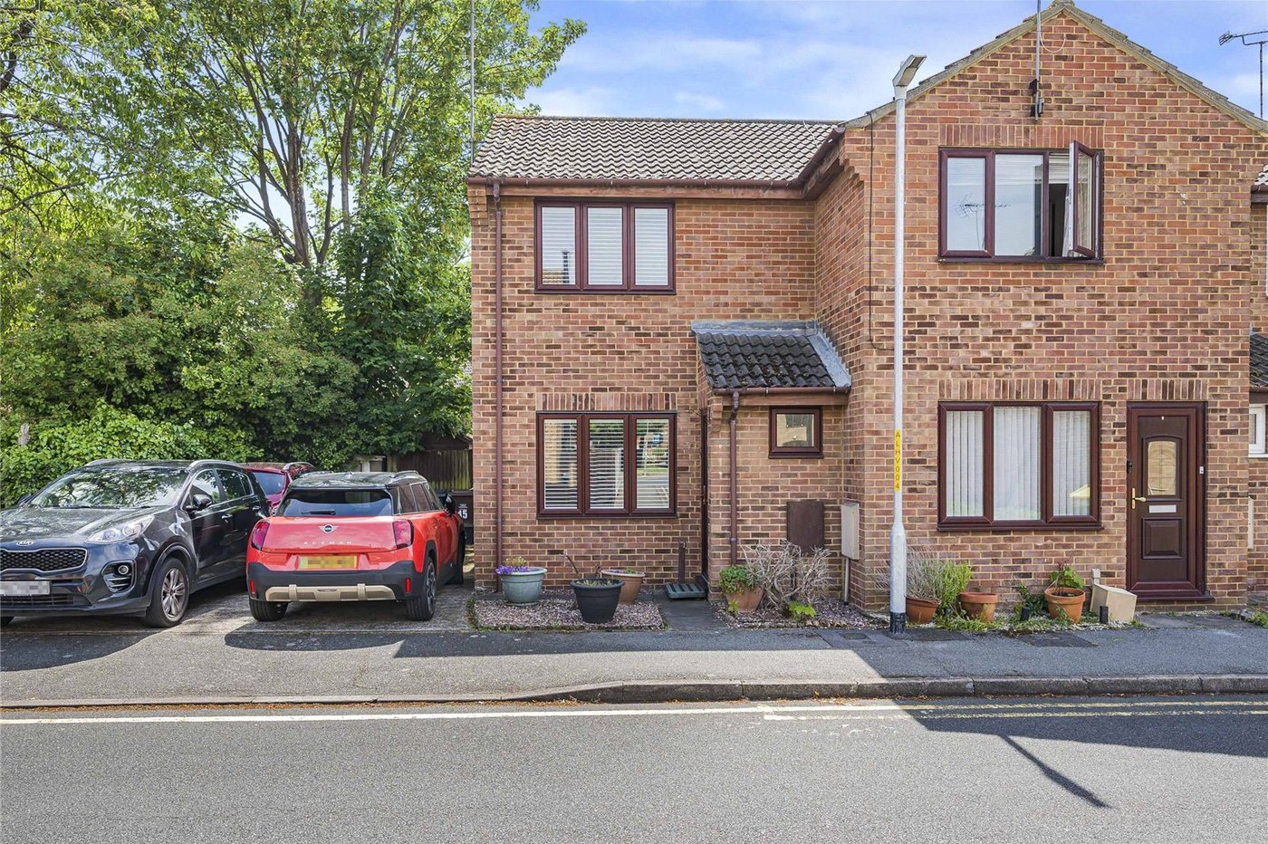 2 bedroom house for sale in Greenhithe | Robinson Jackson