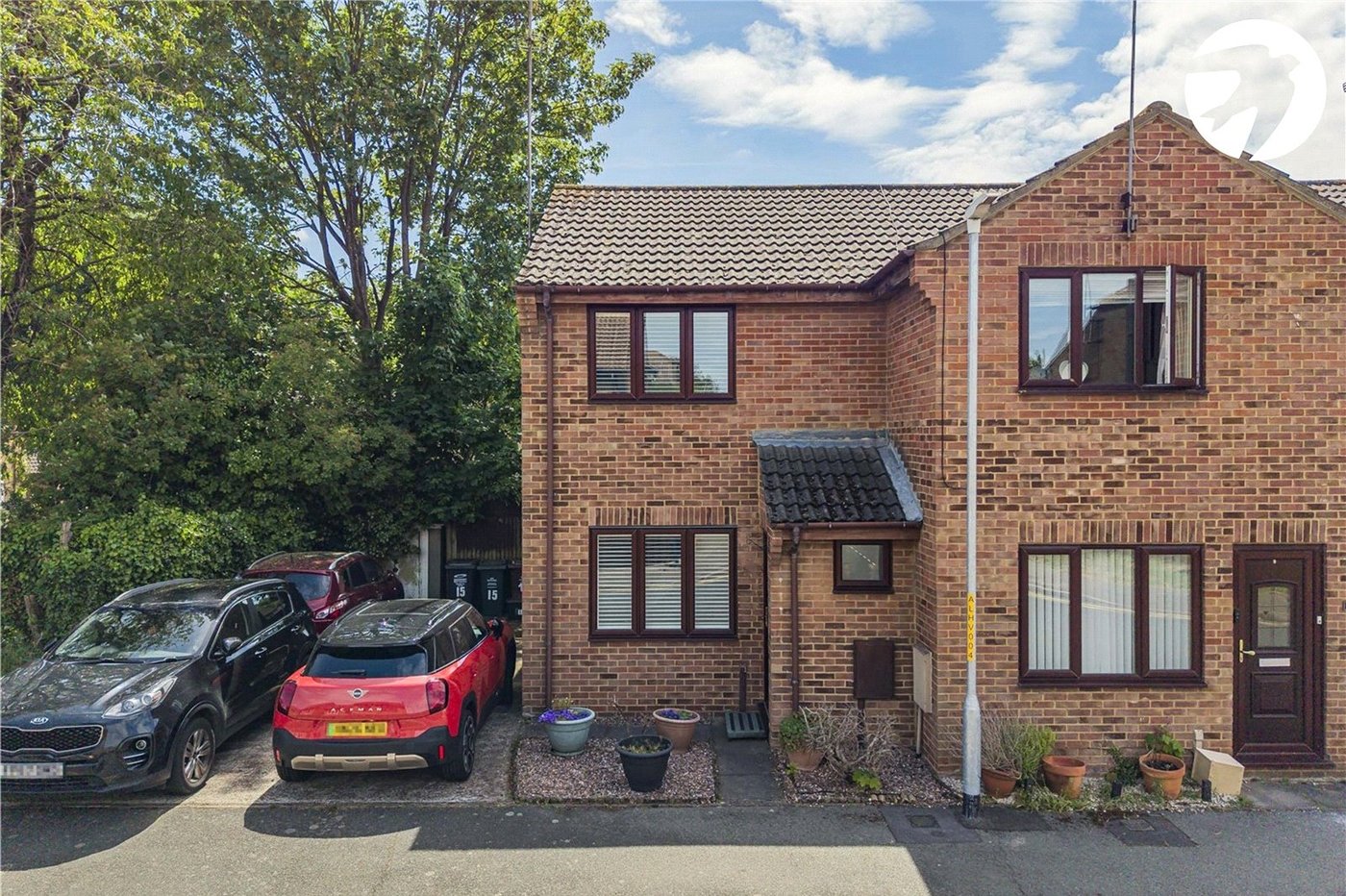 2 bedroom house for sale in Greenhithe | Robinson Jackson