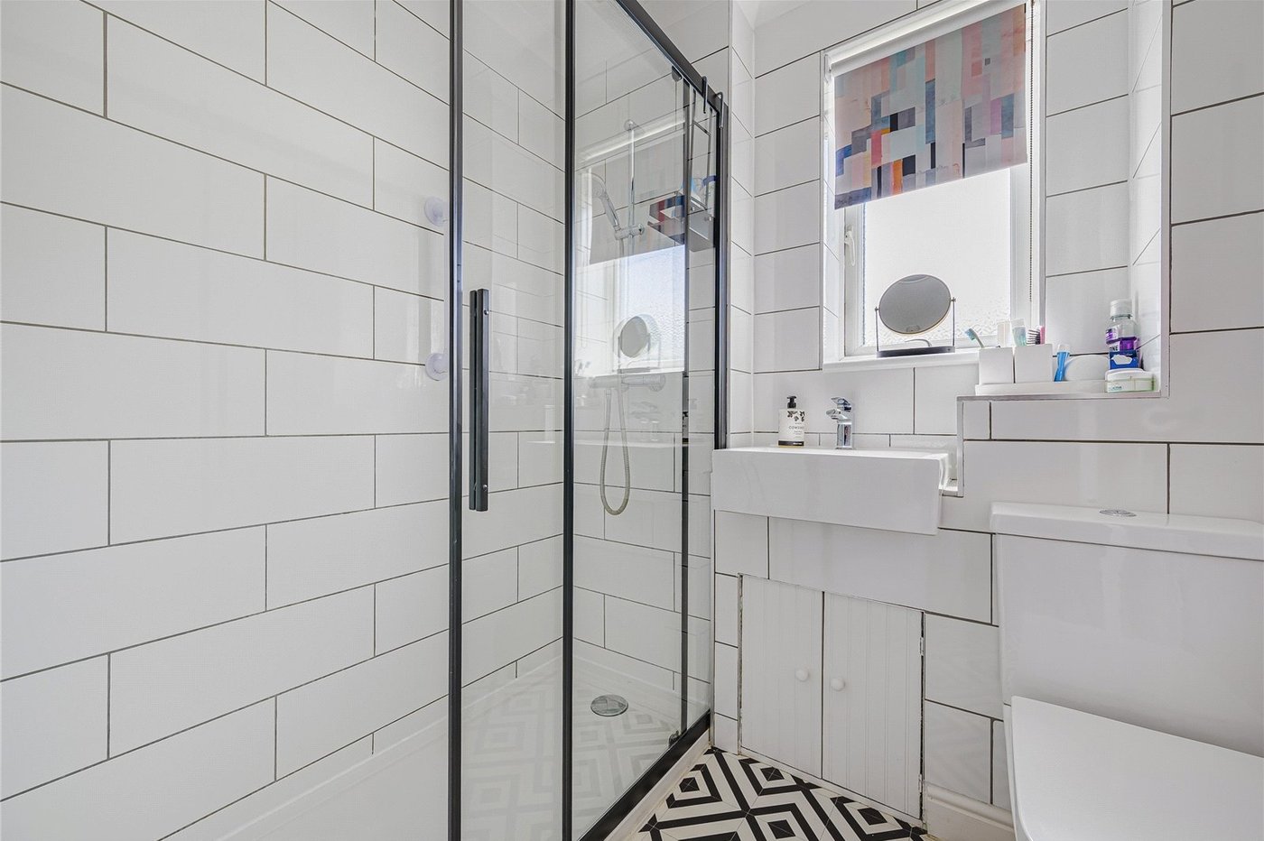 2 bedroom house for sale in Greenhithe | Robinson Jackson