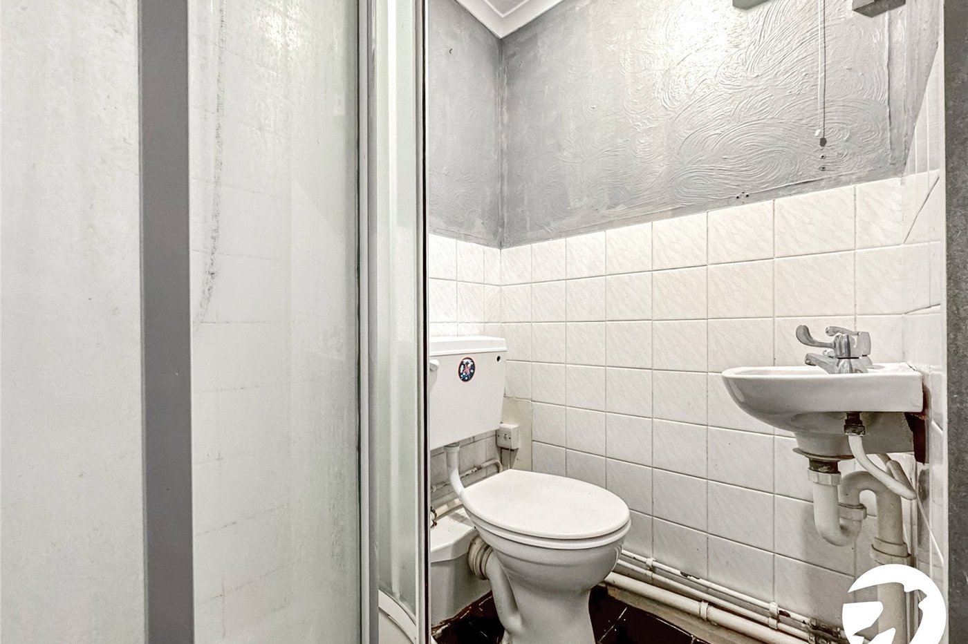 2 bedroom property for sale in Maidstone | Robinson Michael & Jackson