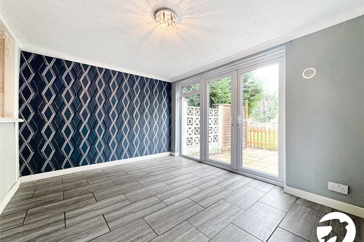 2 bedroom property for sale in Maidstone | Robinson Michael & Jackson
