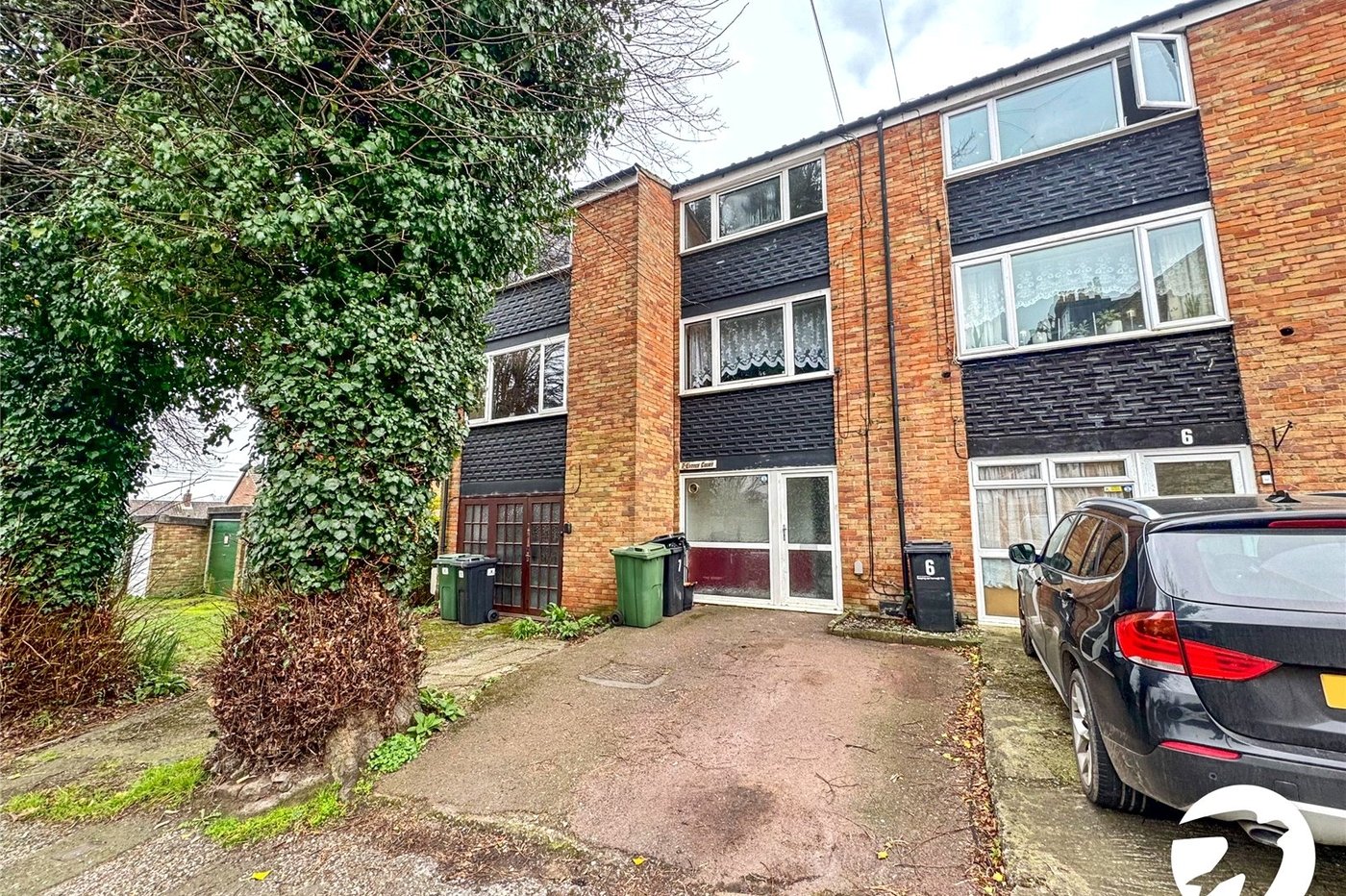2 bedroom property for sale in Maidstone | Robinson Michael & Jackson