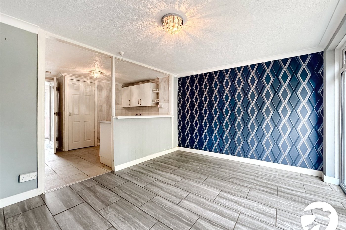 2 bedroom property for sale in Maidstone | Robinson Michael & Jackson