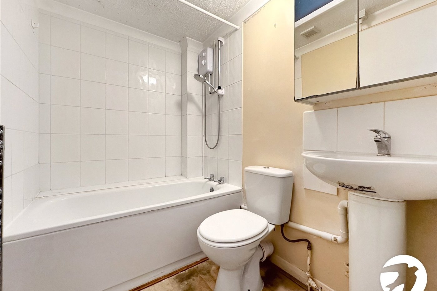 2 bedroom property for sale in Maidstone | Robinson Michael & Jackson