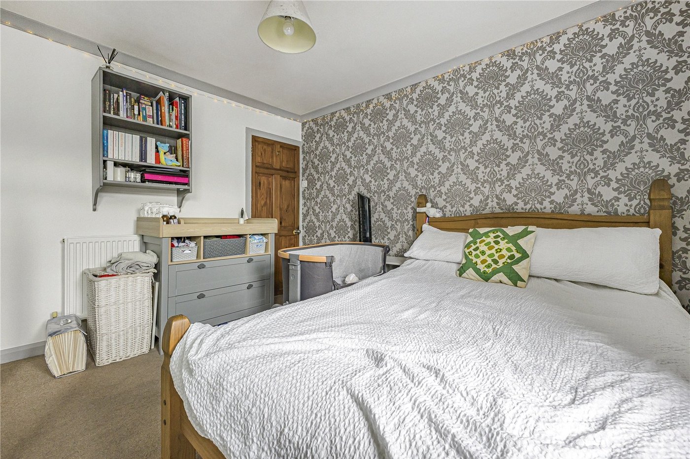2 bedroom house for sale in Chalk | Robinson Michael & Jackson