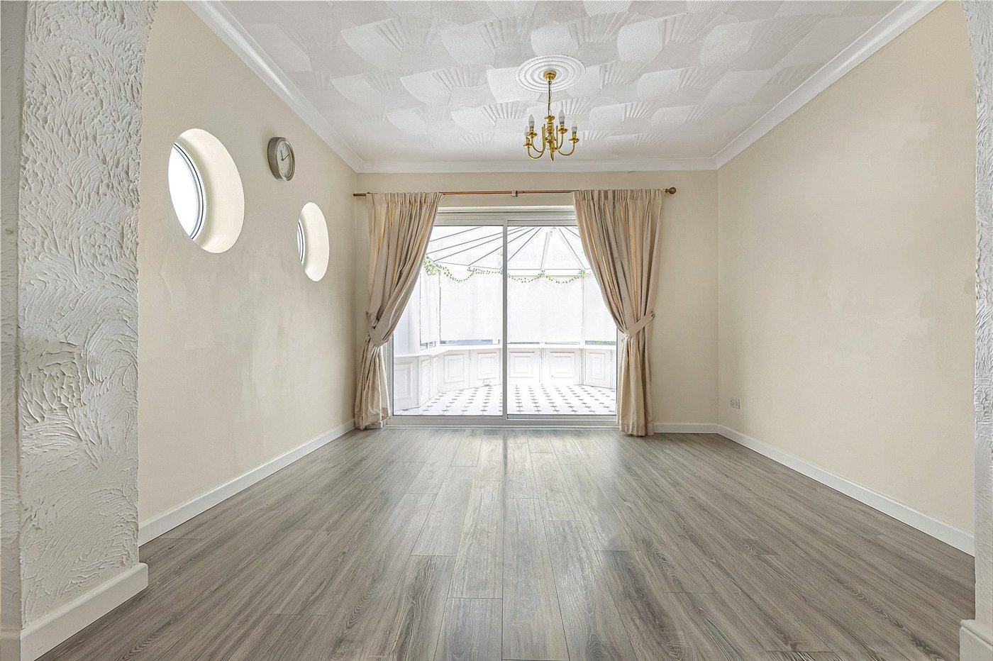 3 bedroom house for sale in Chalk | Robinson Michael & Jackson