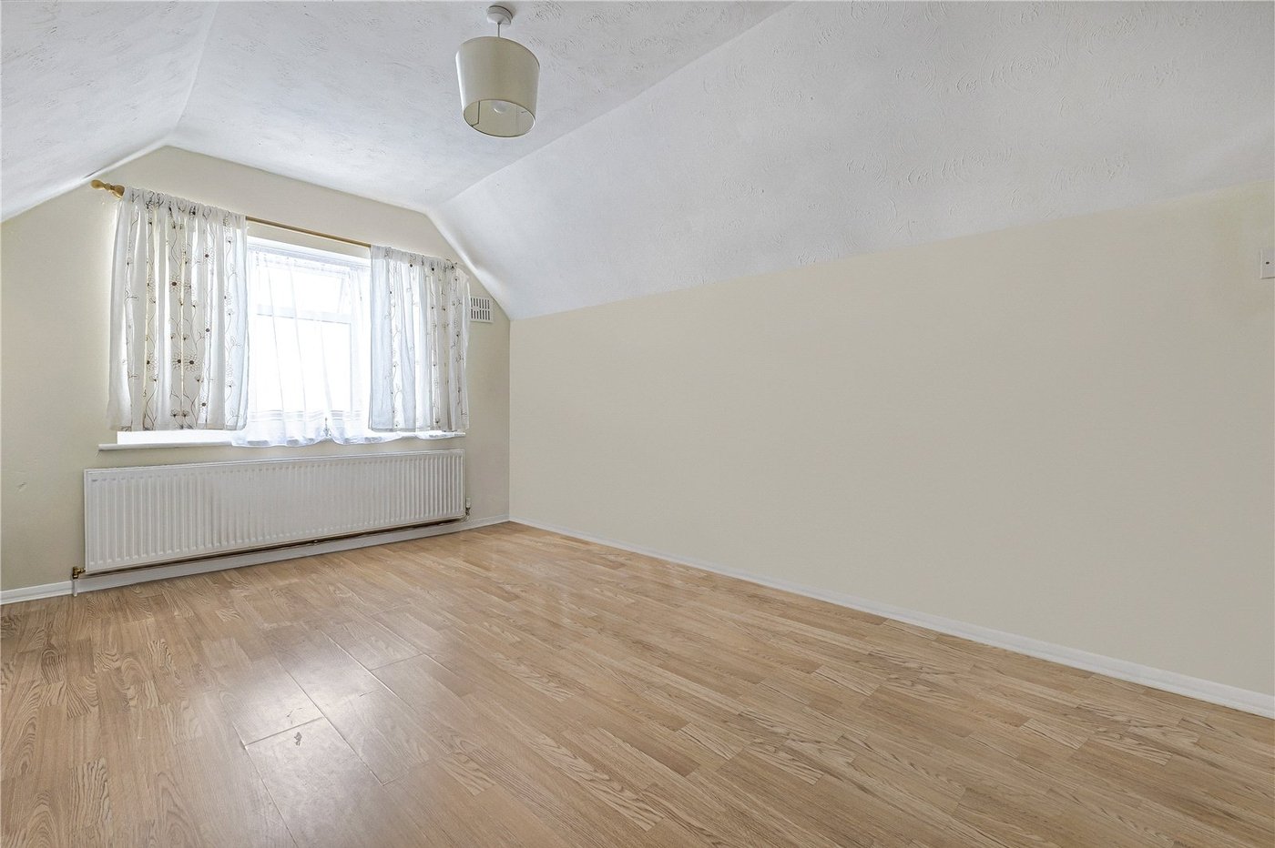 3 bedroom house for sale in Chalk | Robinson Michael & Jackson