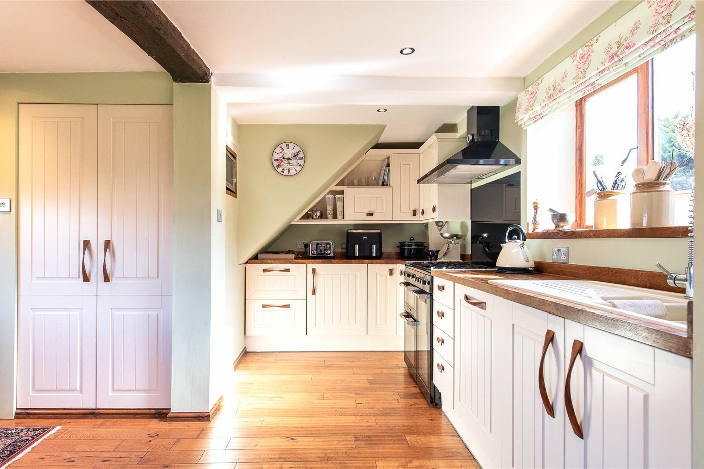 3 bedroom house for sale in Chalk | Robinson Michael & Jackson