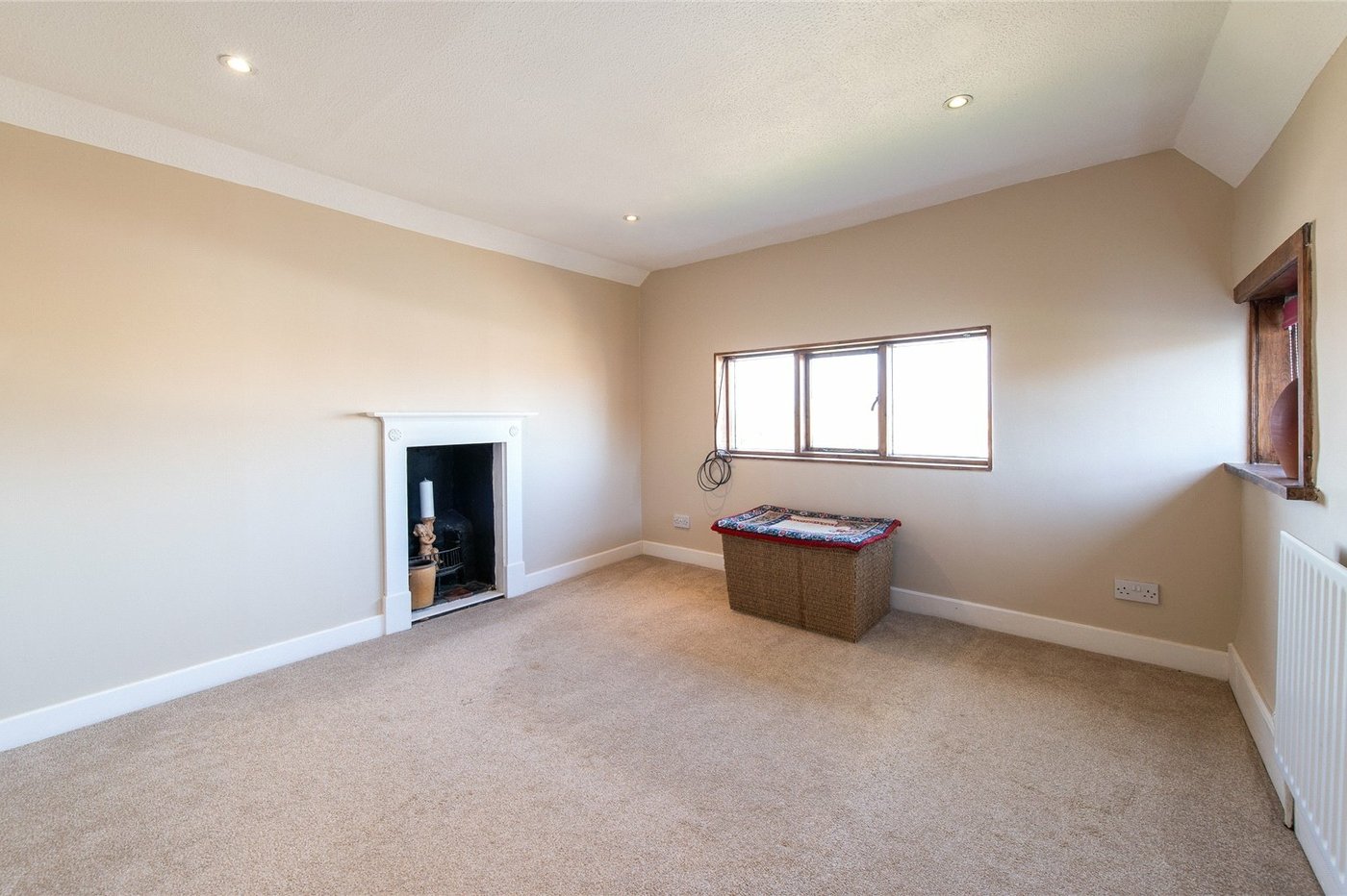 3 bedroom house for sale in Chalk | Robinson Michael & Jackson