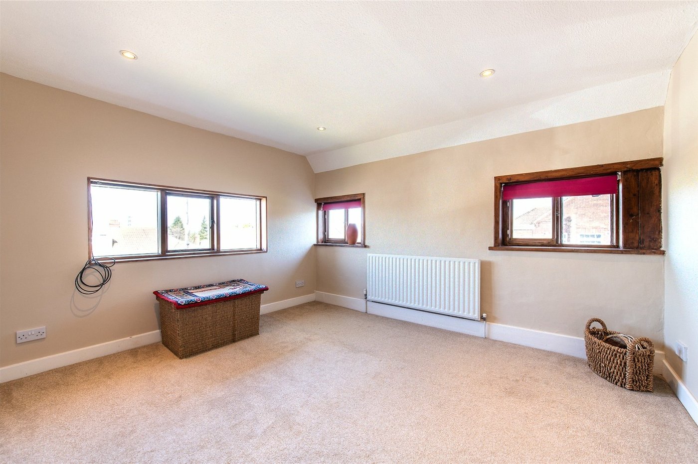 3 bedroom house for sale in Chalk | Robinson Michael & Jackson