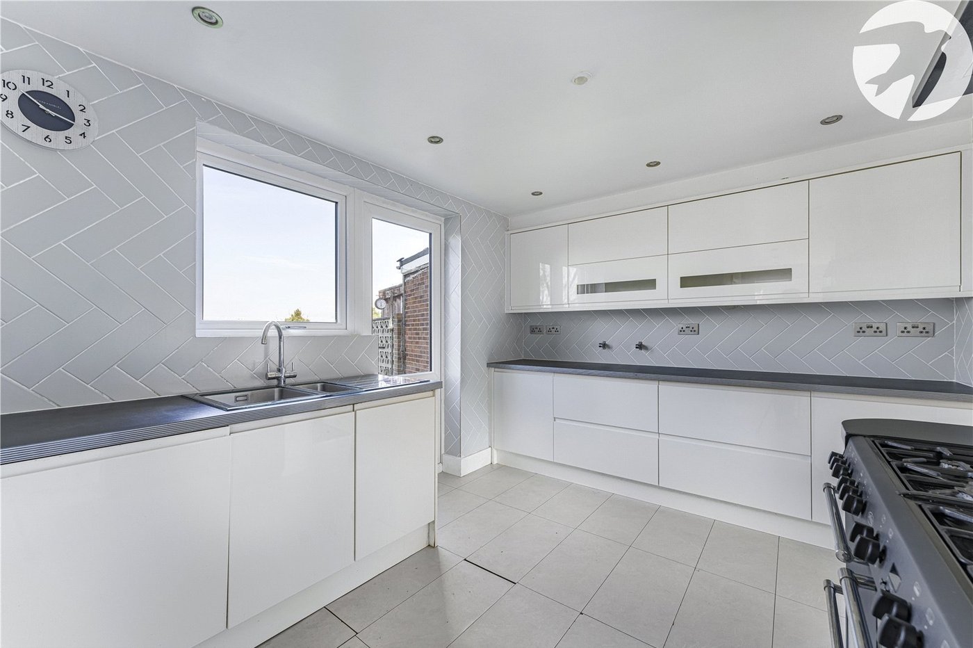 3 bedroom house for sale in Chalk | Robinson Michael & Jackson