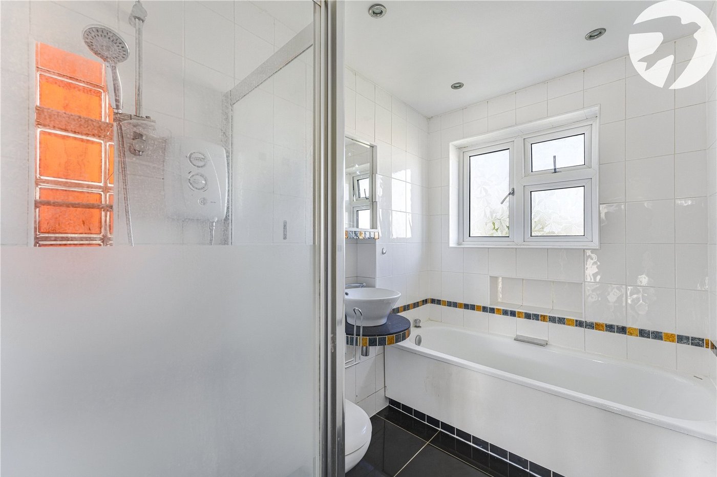 3 bedroom house for sale in Chalk | Robinson Michael & Jackson