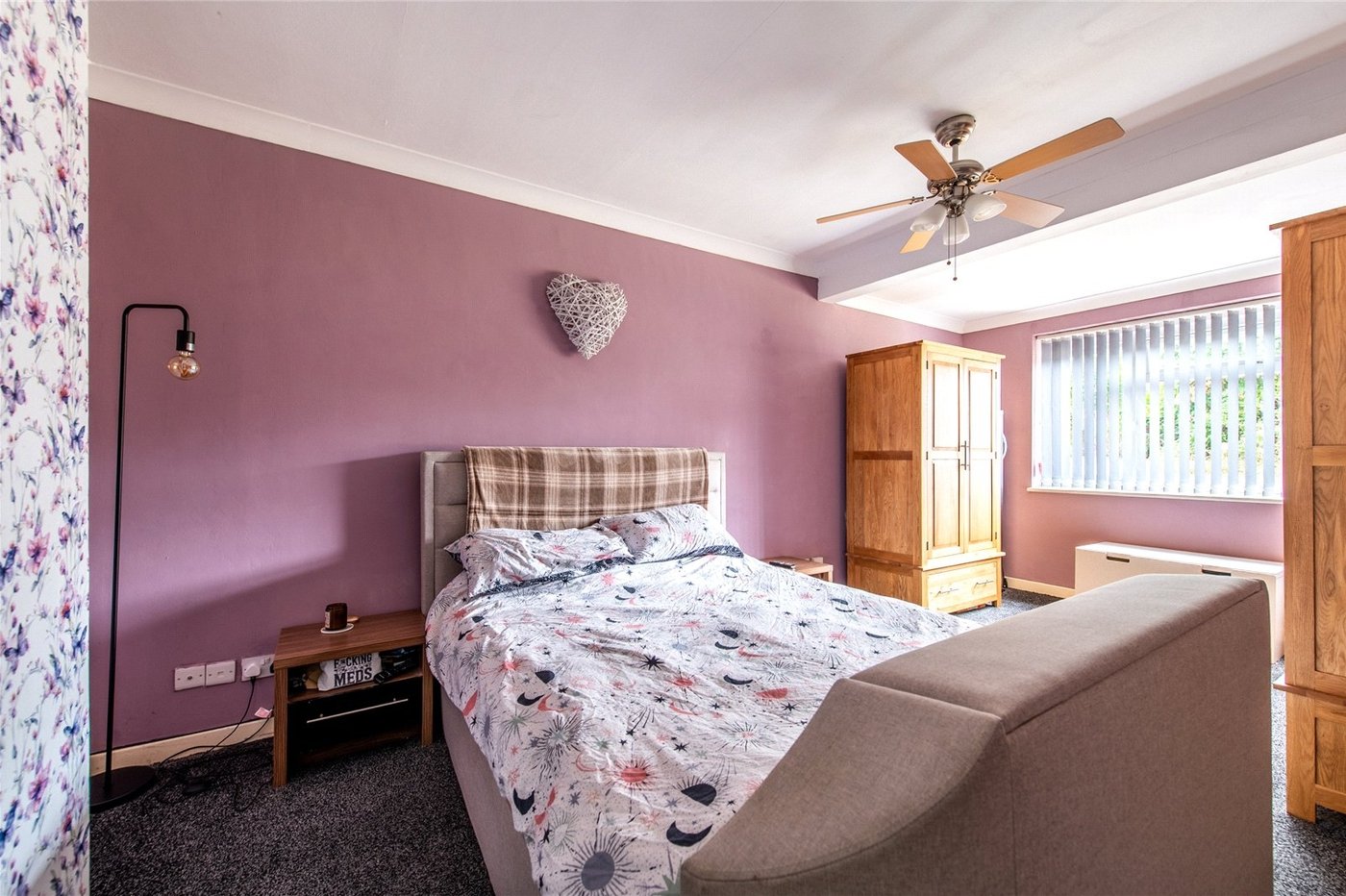 3 bedroom bungalow for sale in Chalk | Robinson Michael & Jackson