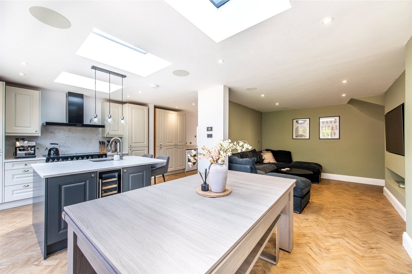 4 bedroom bungalow for sale in Gillingham | Robinson Michael & Jackson