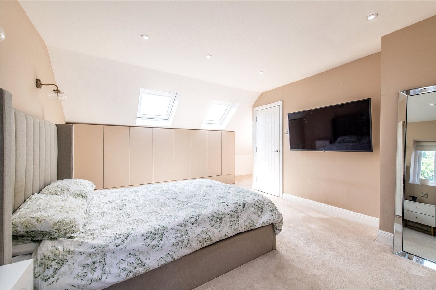 4 bedroom bungalow for sale in Gillingham | Robinson Michael & Jackson