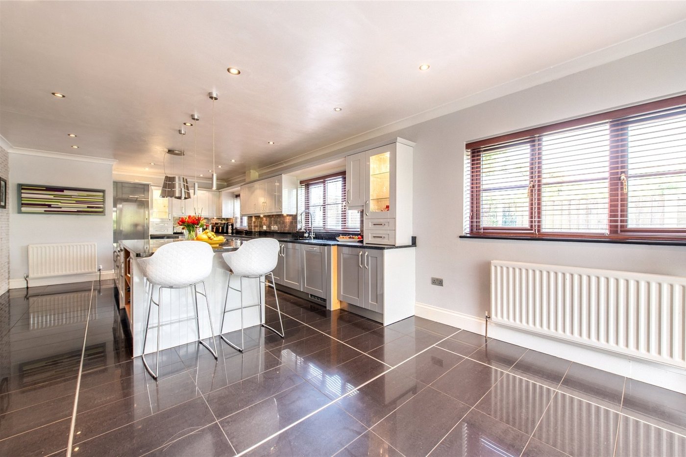 4 bedroom house for sale in Rainham | Robinson Michael & Jackson