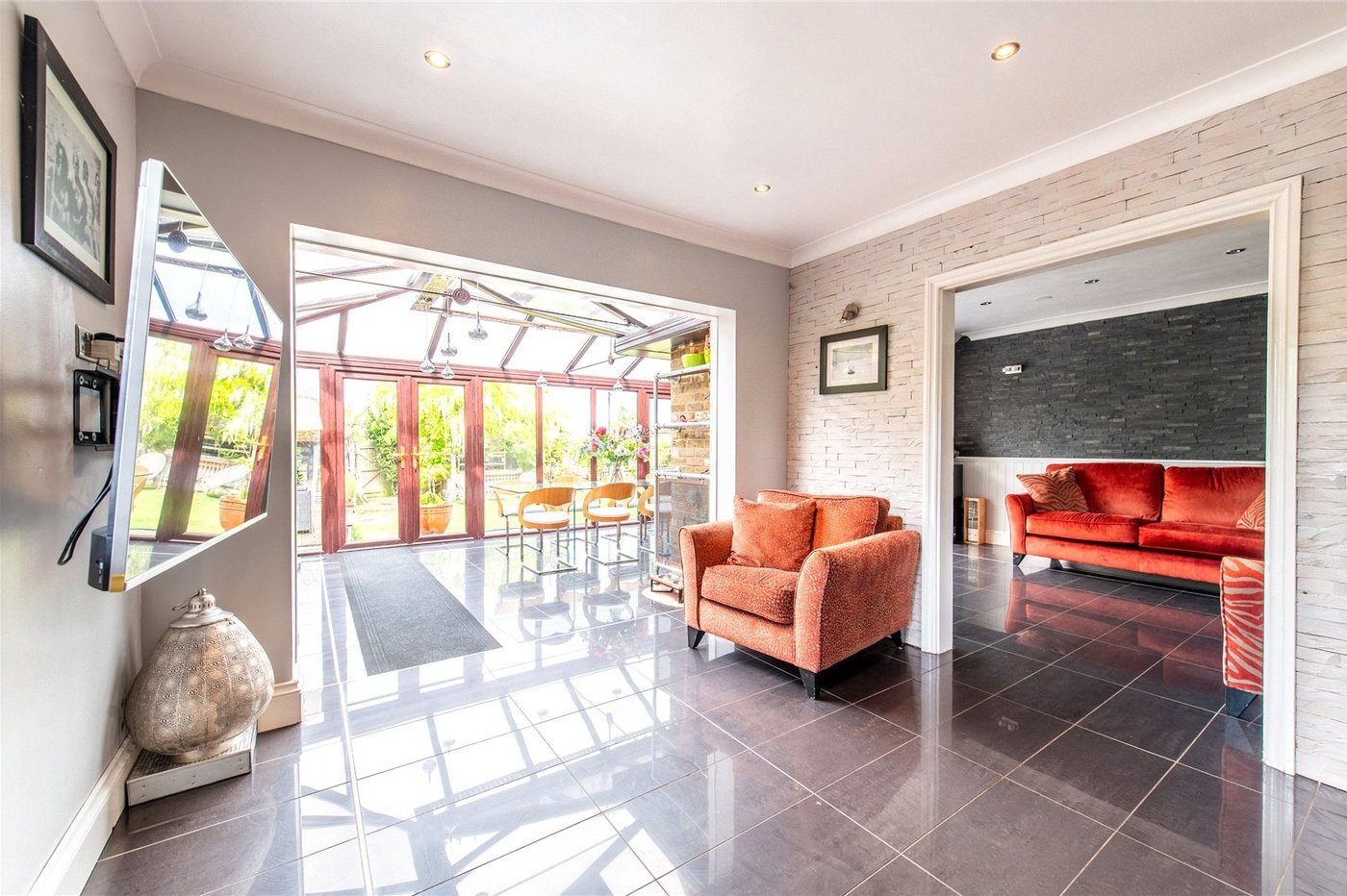 4 bedroom house for sale in Rainham | Robinson Michael & Jackson