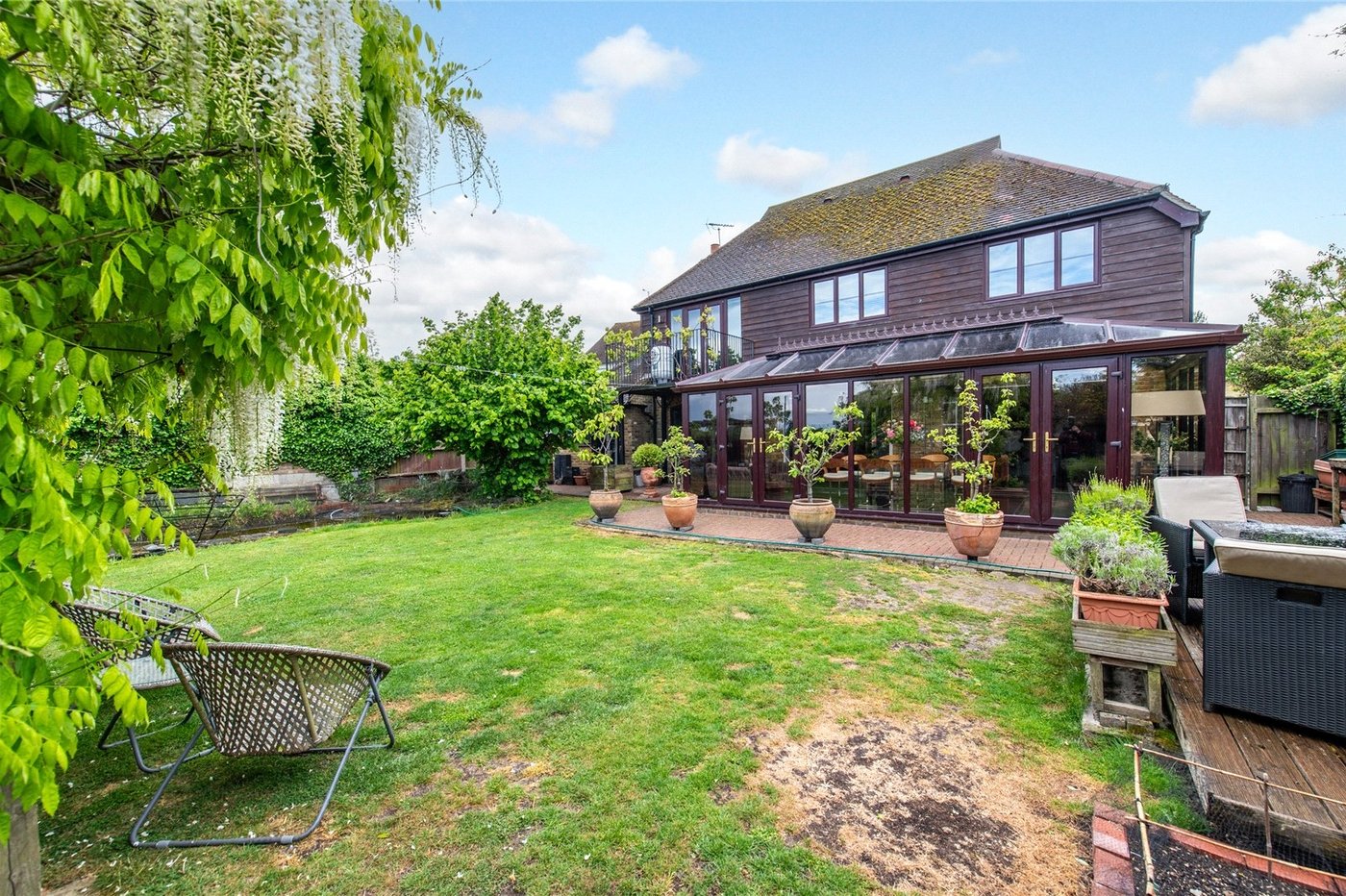 4 bedroom house for sale in Rainham | Robinson Michael & Jackson