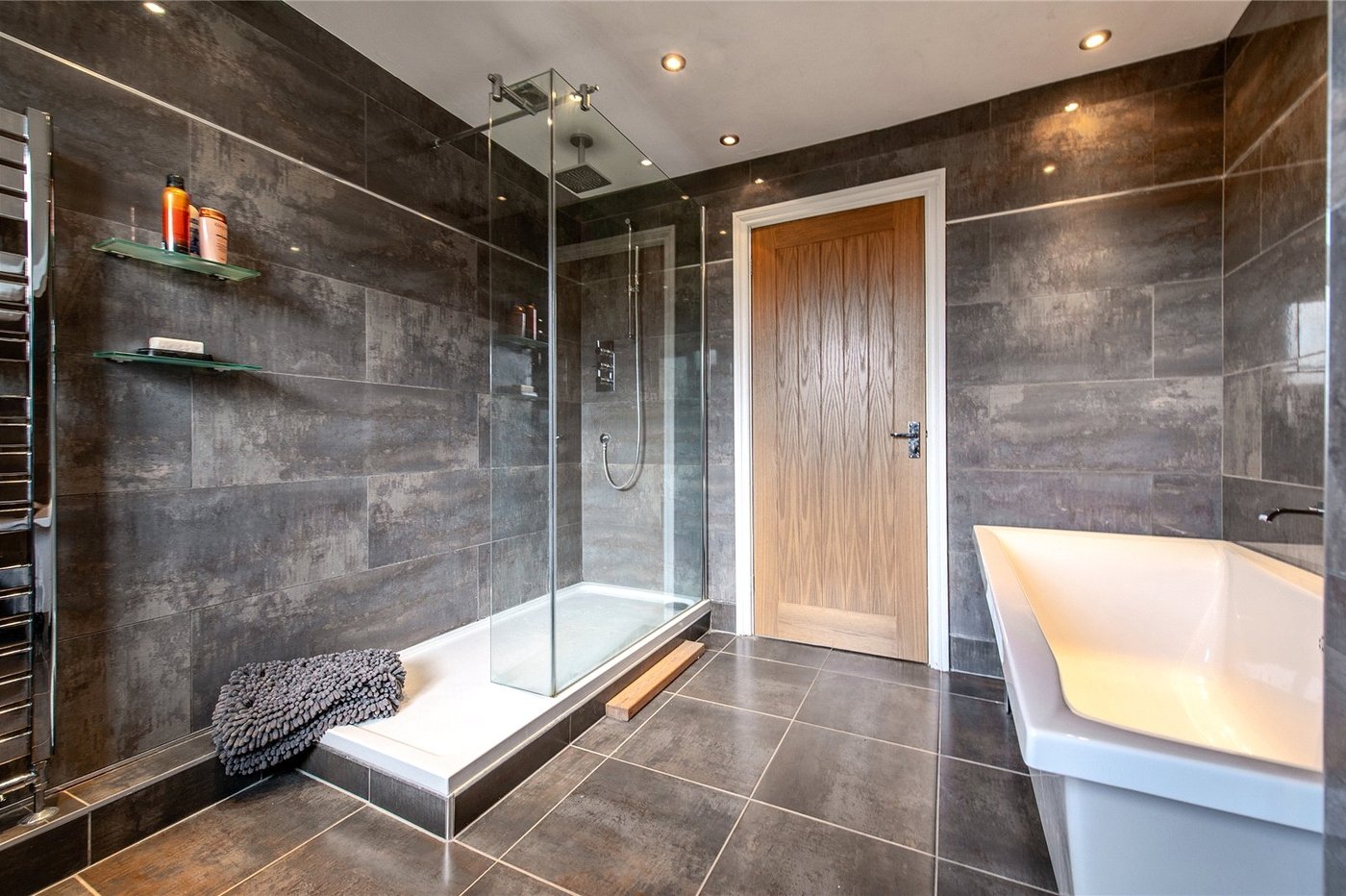 4 bedroom house for sale in Rainham | Robinson Michael & Jackson
