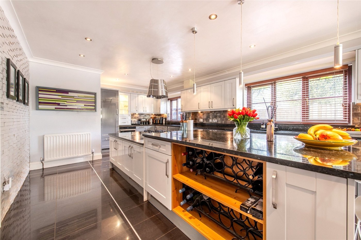 4 bedroom house for sale in Rainham | Robinson Michael & Jackson
