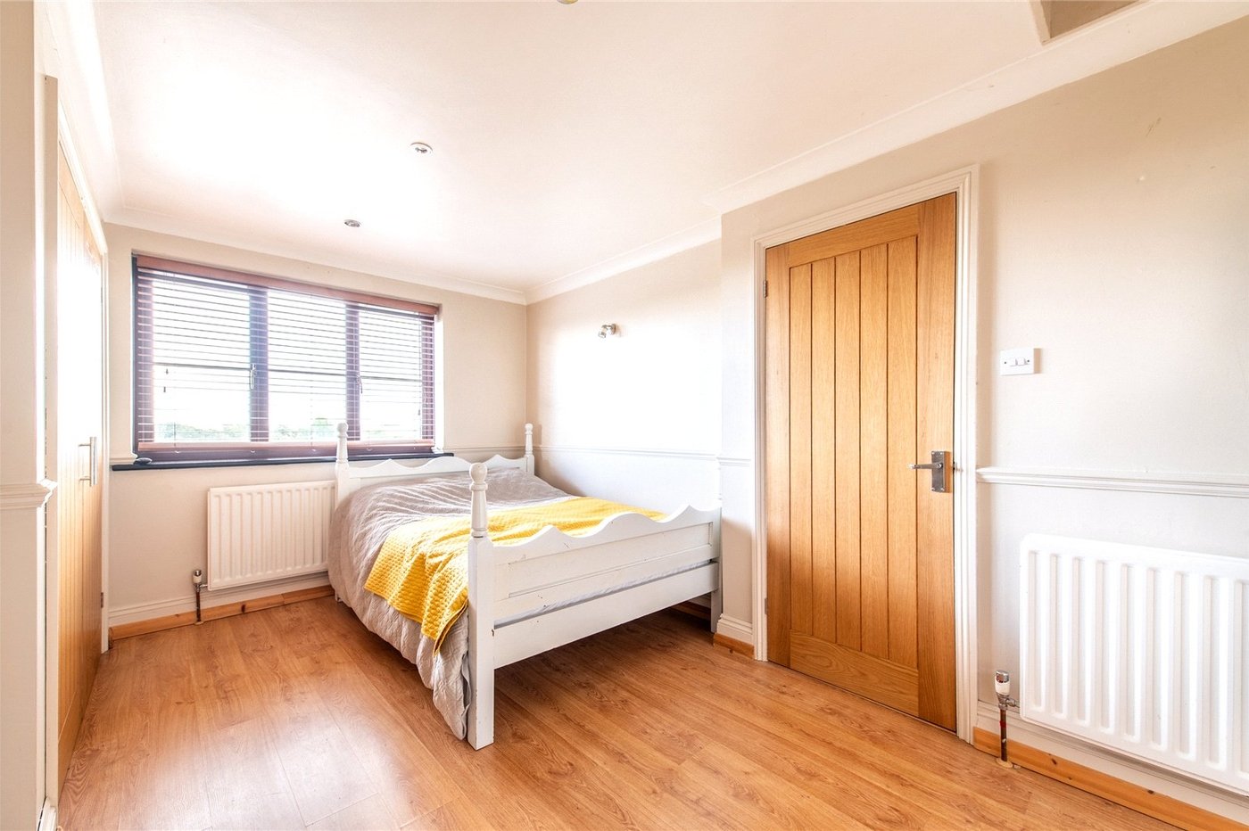 4 bedroom house for sale in Rainham | Robinson Michael & Jackson