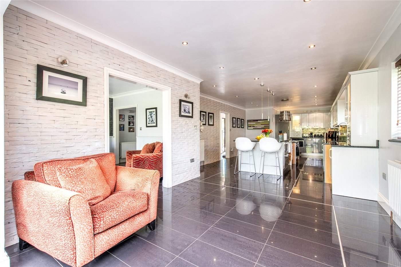 4 bedroom house for sale in Rainham | Robinson Michael & Jackson