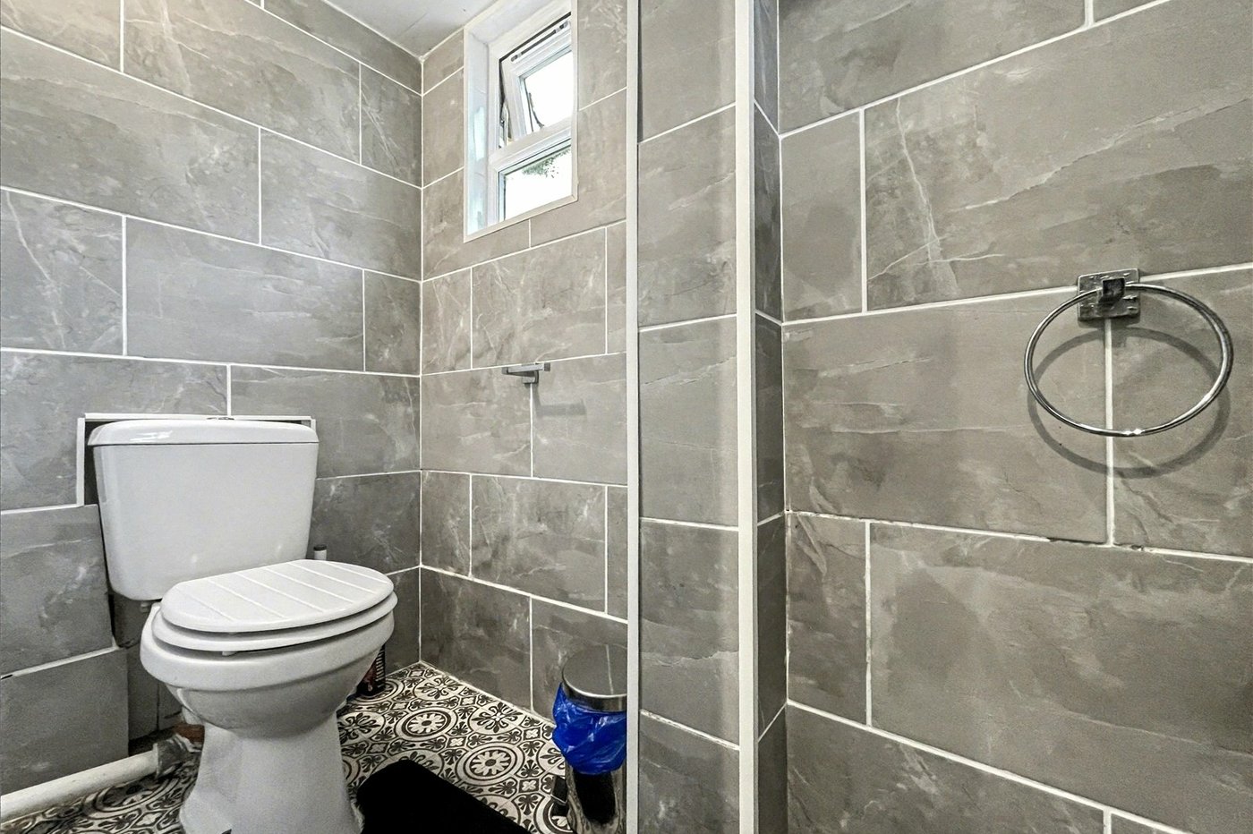 2 bedroom house for sale in Rainham | Robinson Michael & Jackson